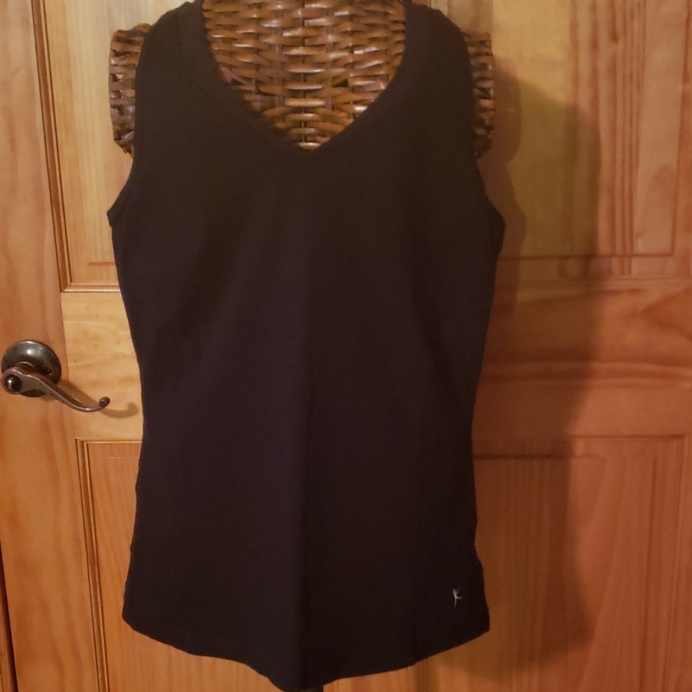 Razor back tank